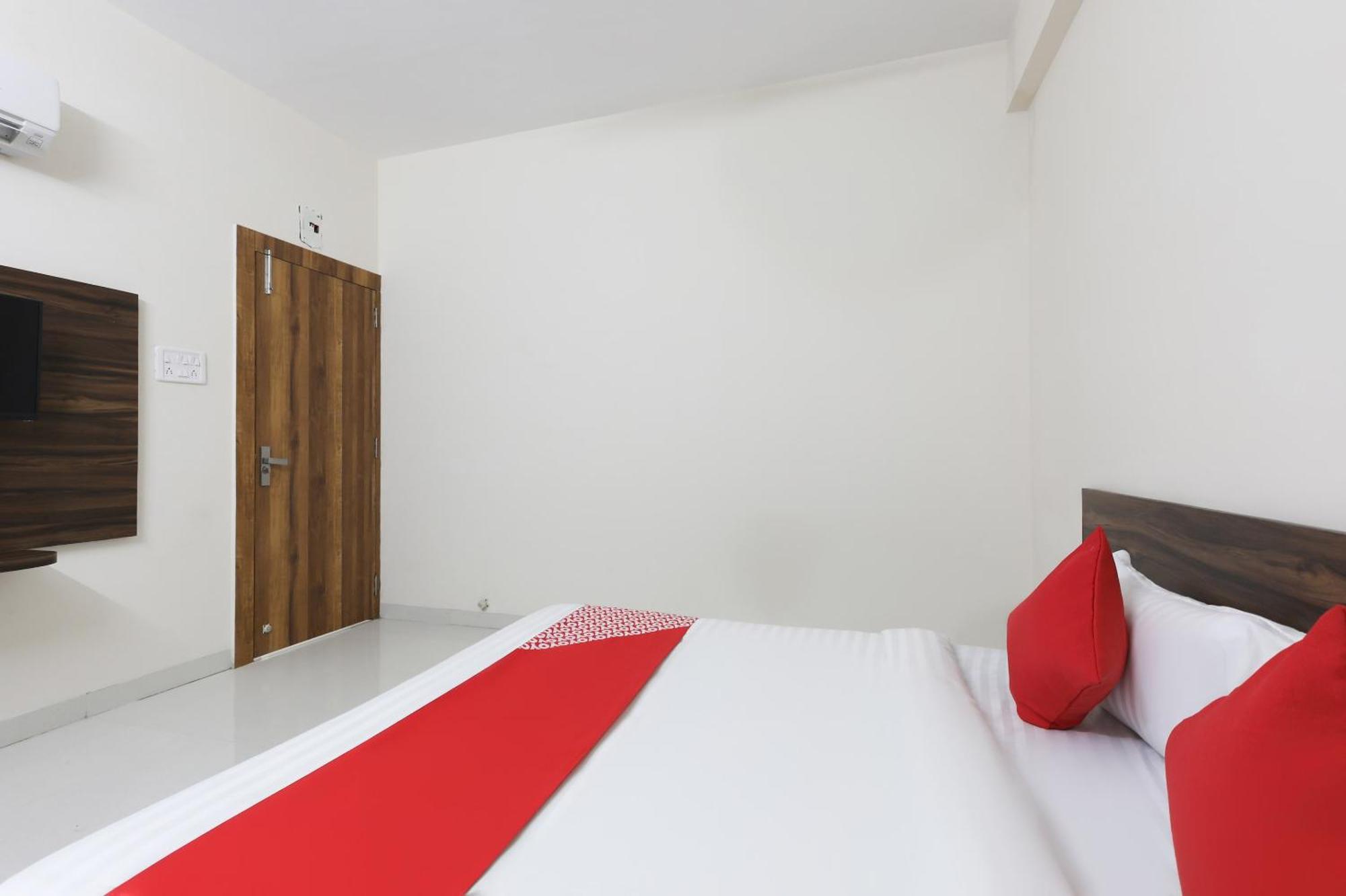 Hotel O La Flora Ιντόρ Εξωτερικό φωτογραφία