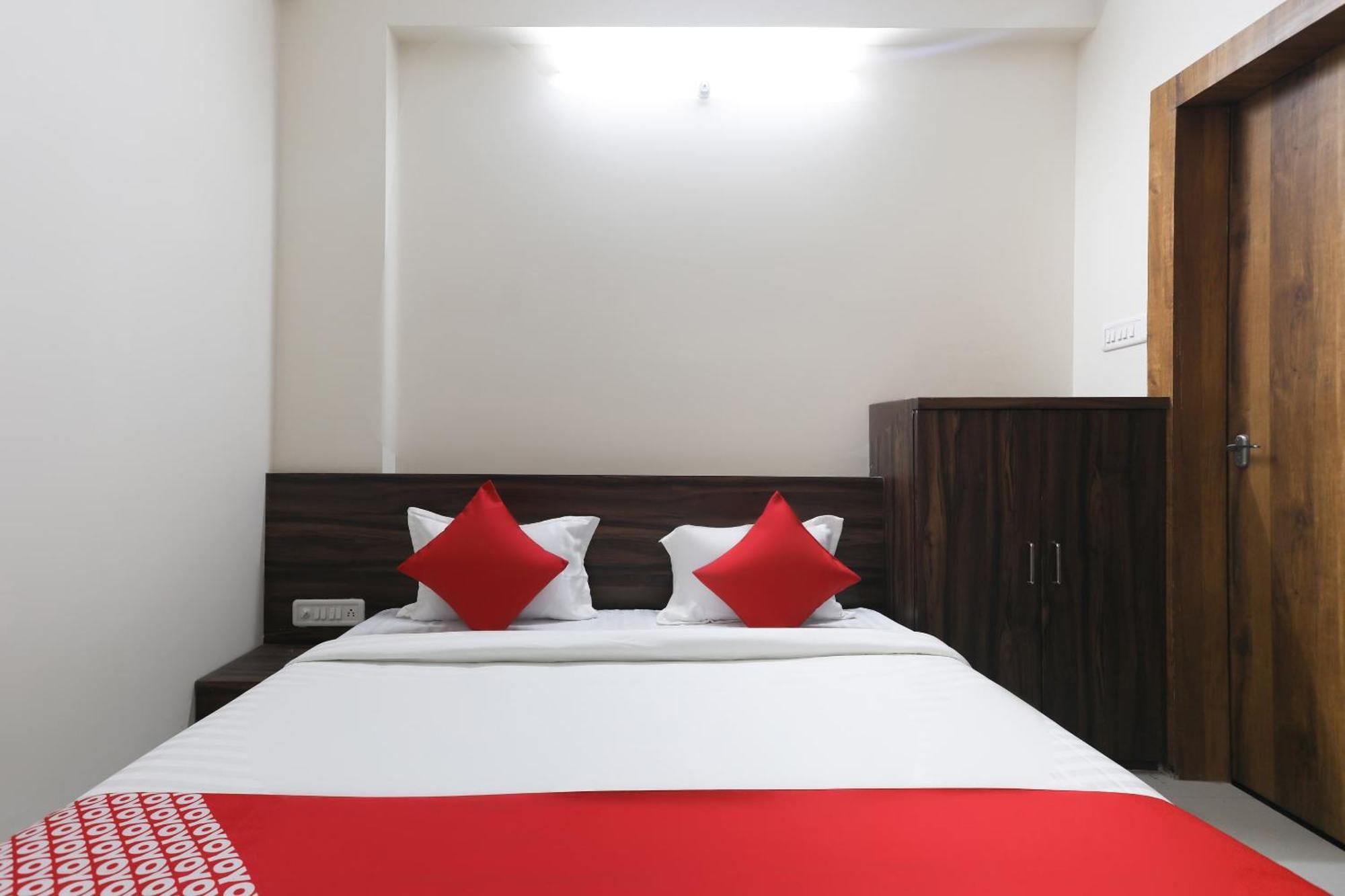 Hotel O La Flora Ιντόρ Εξωτερικό φωτογραφία