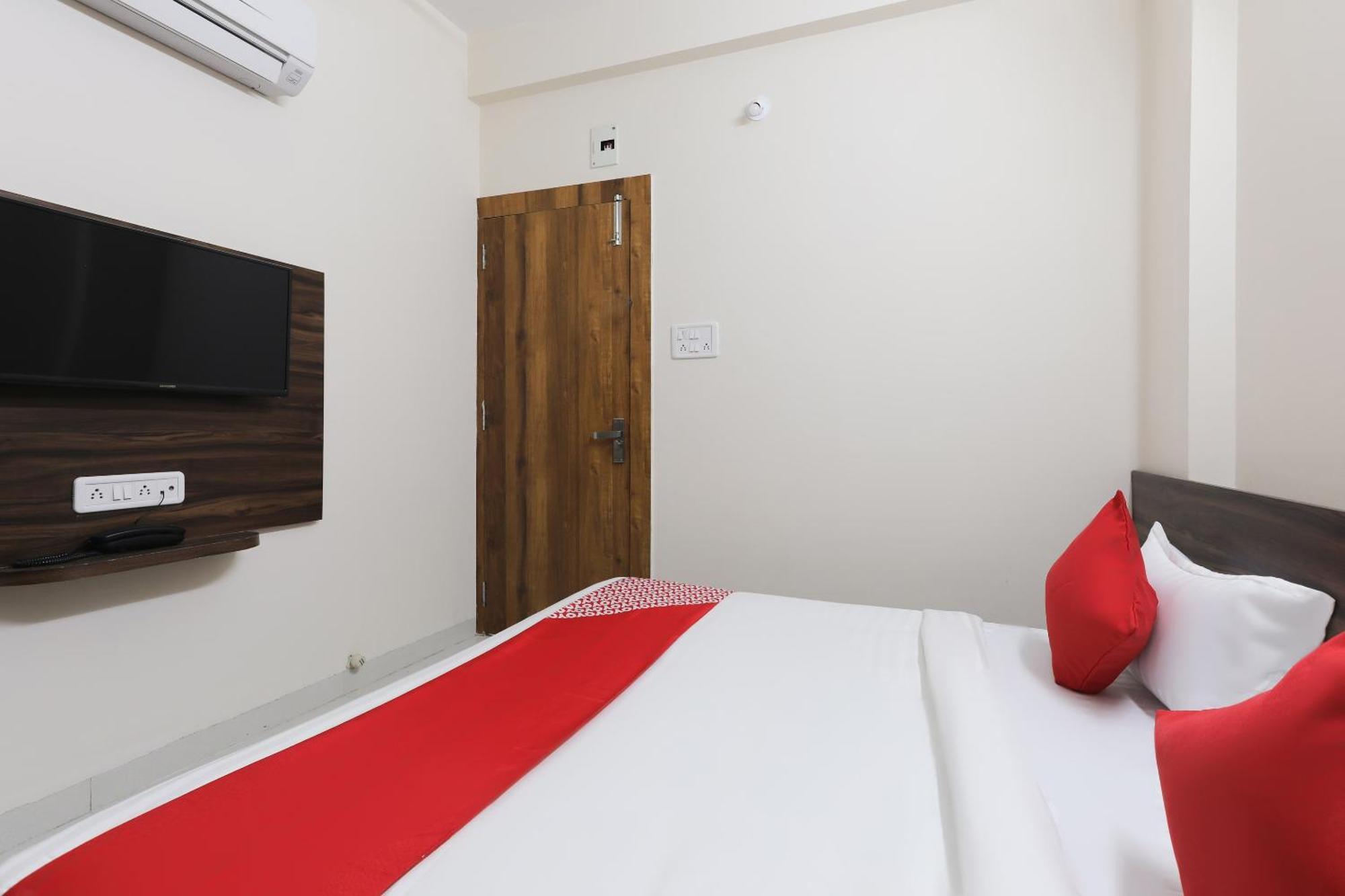 Hotel O La Flora Ιντόρ Εξωτερικό φωτογραφία