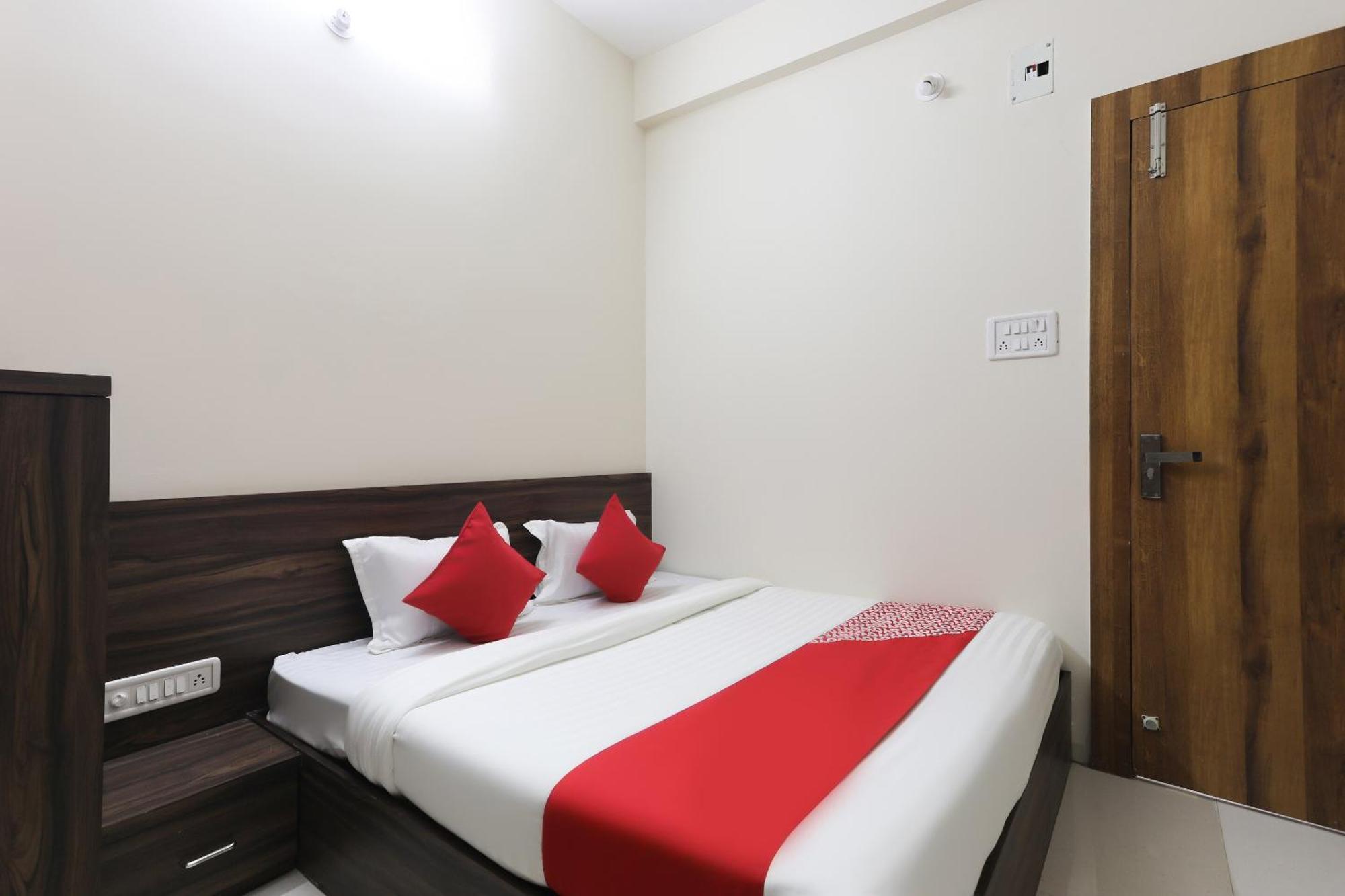 Hotel O La Flora Ιντόρ Εξωτερικό φωτογραφία